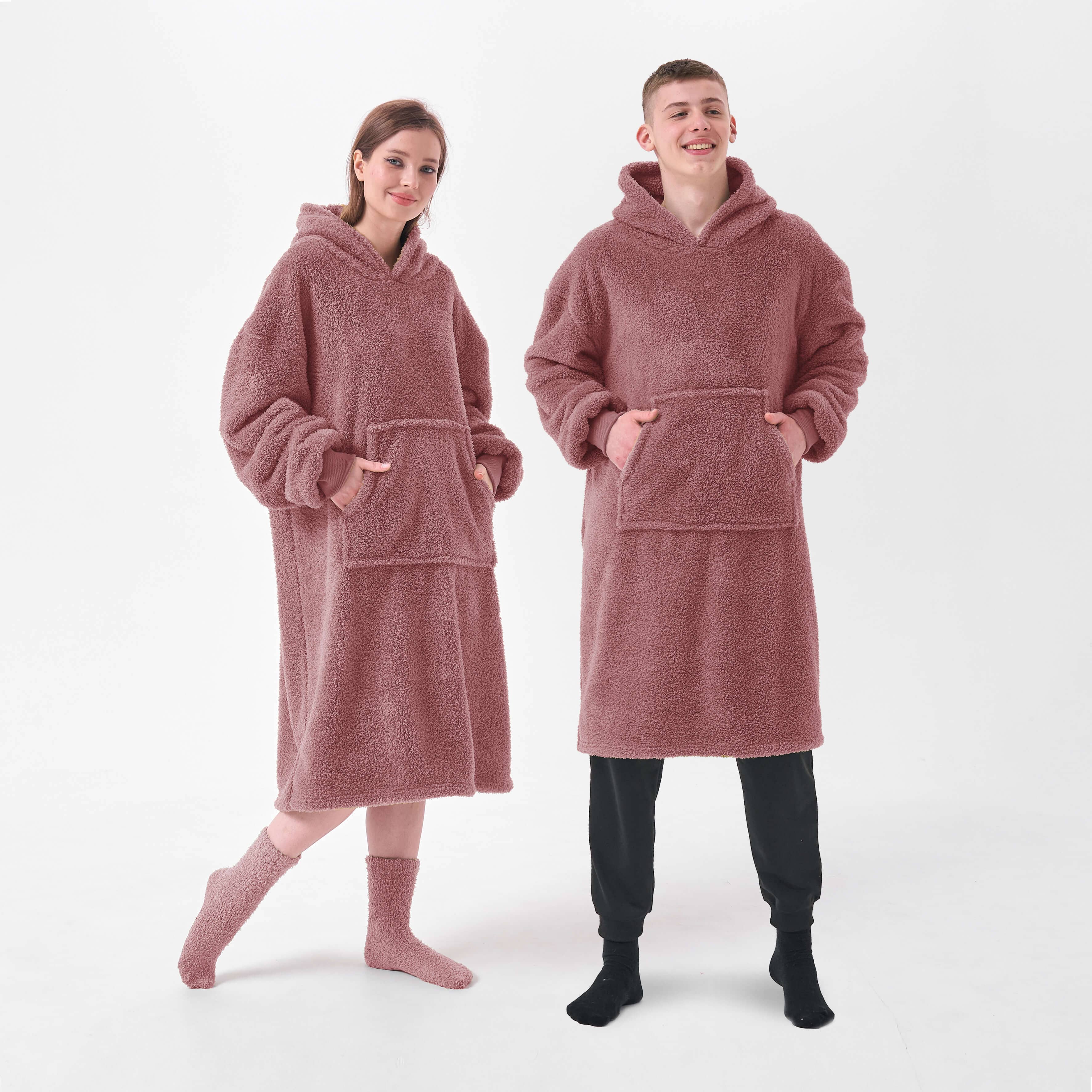 TEDDY - Oversized Hoodie - 70x110 cm - Hoodie & deken in één - extra grote trui met capuchon - Desert Sand - roze - 1 stuk